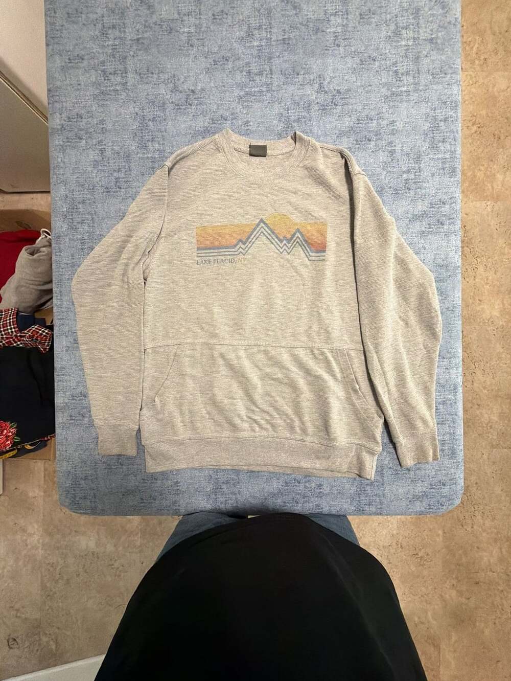 MV Sport Lake Placid NY Sweatshirt Size L Gray Mountain Graphic